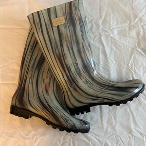 Nicole Miller Multicolor Striped Design Rain Boots -Like new/worn 1 time